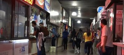 30.000 personas viajaron al interior en 24 horas | Noticias Paraguay
