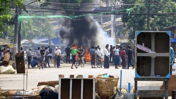 Reportan la muerte de más de 90 manifestantes en Myanmar