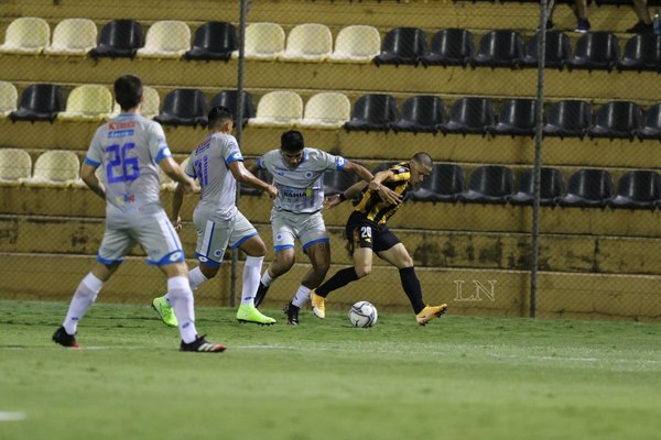 El delantero con 42 toques en el área rival, 18 remates al arco y ningún gol