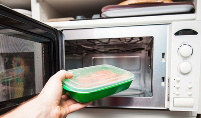 El microondas y su mala fama: ¿Realmente es malo calentar la comida así? | OnLivePy
