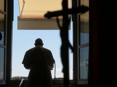 Revelador libro La salud de los Papas llega mañana en exclusiva con ÚH