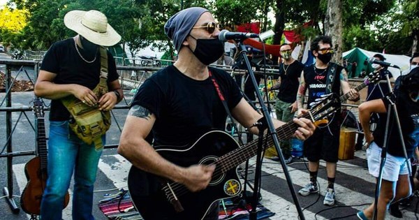 La Nación / Miranda: “Los artistas estamos demasiados abandonados”