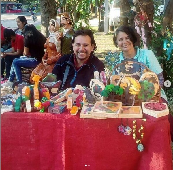 Matrimonio de venezolanos recrea la fauna y flora chaqueña