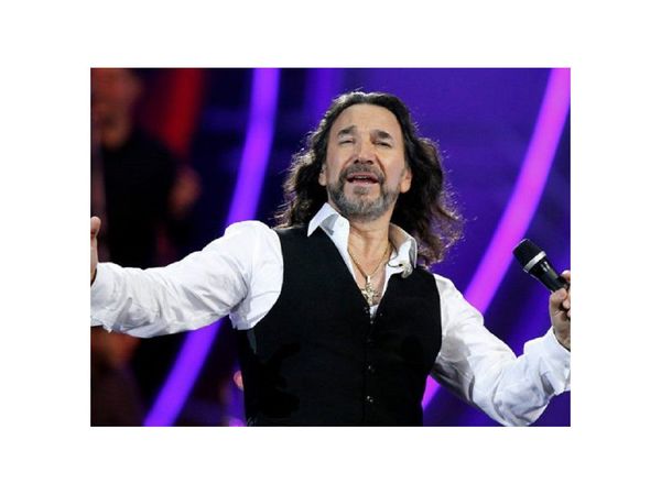 El Buki pide quedarse en casita