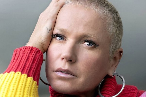 Polémicas declaraciones de la actriz brasileña Xuxa: Sugiere que los presos deben probar remedios y vacunas para que “al