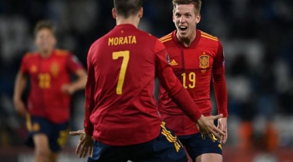 Olmo rescata a España sobre tiempo añadido