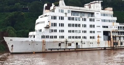 La Nación / Grupo inversor argentino gestiona instalación de un hotel casino flotante