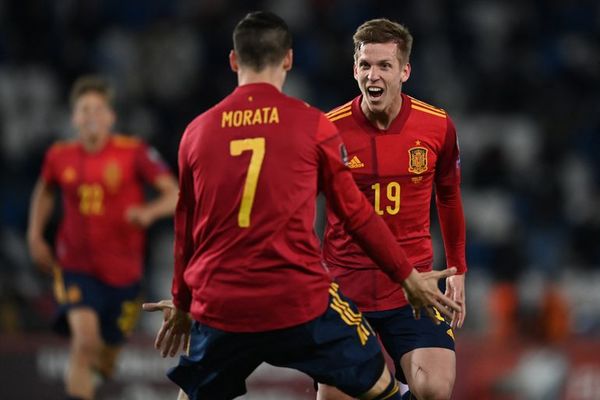 España y Francia corrigen el rumbo con triunfos, Dinamarca golea - Fútbol - ABC Color