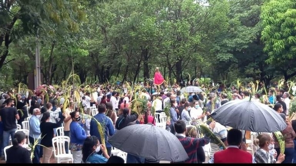 Diario HOY | Violan restricción vigente en multitudinaria misa del Domingo de Ramos en Capiatá