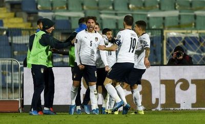 Italia prolonga su buena racha con victoria en Bulgaria - Fútbol - ABC Color