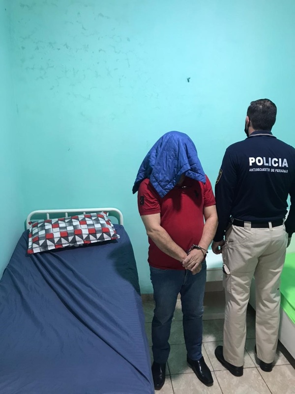 Allanan clínica clandestina y detienen a dos médicos - Judiciales.net