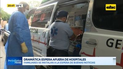 Dramática espera afuera de los hospitales - Periodísticamente - ABC Color