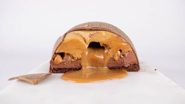 Ihpâtisserie presenta una colección impactante de huevos de Pascua de diseño (como de otra galaxia)