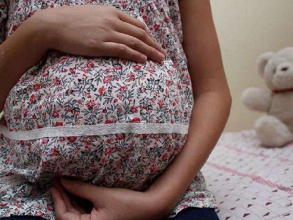 Denuncian falta de atención oficial a niña embarazada