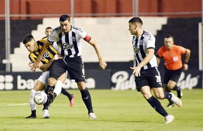 Guaraní frena a Libertad - Fútbol - ABC Color