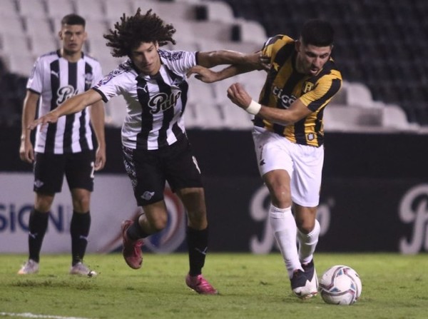Guaraní empata a Libertad y celebran los grandes | .::Agencia IP::.