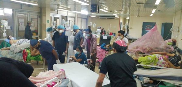 Paciente con COVID 19 se arrancó las vías y huyó de urgencias del Hospital de Calle’i | Ñanduti