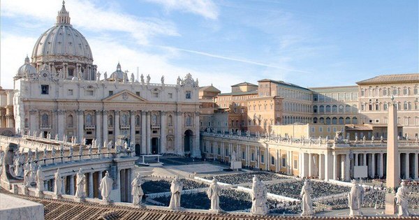 La Nación / El Vaticano castiga a dos obispos por encubrir abusos sexuales en Polonia