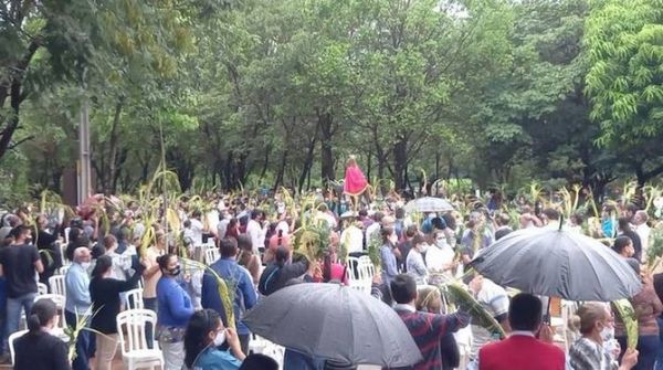 “Si yo los maté, que me maten a mí también”: Párroco de Capiatá se defiende y justifica la misa