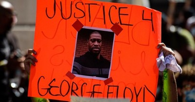 Comienza el juicio contra el policía acusado de matar a George Floyd - SNT