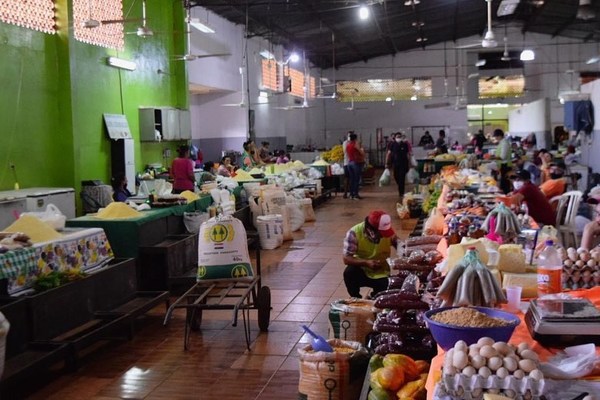 Feria municipal permanecerá abierta hasta el miércoles - La Clave