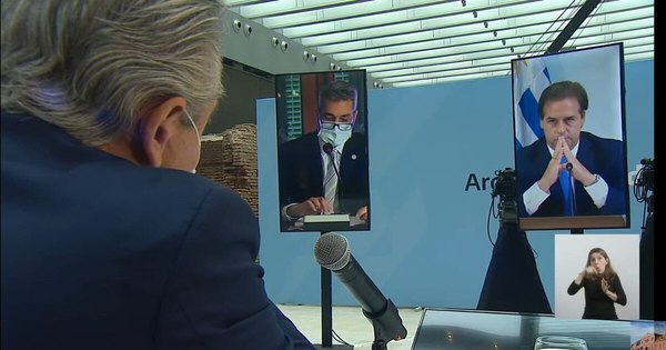 La Nación / Mercosur: “No hay uno contra otro”, afirma el presidente uruguayo