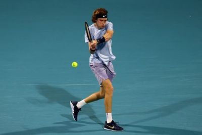 Rublev, a octavos por la vía rápida - Tenis - ABC Color