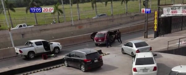 Encuentran rodado que habría sido utilizado para millonario atraco a empresaria | Noticias Paraguay