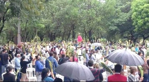 Crónica / Pa’i aglomerador se presentó ante fiscales