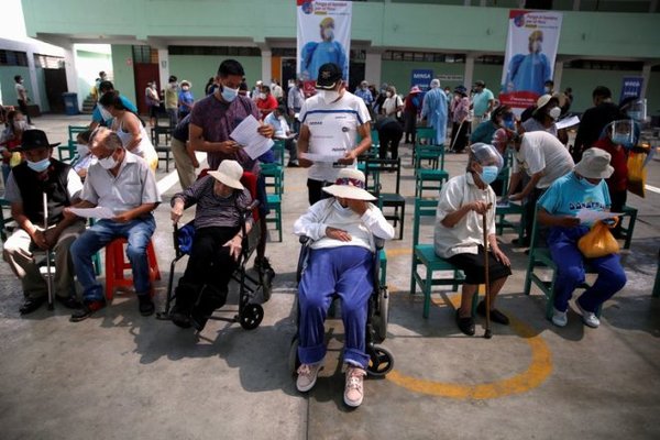 Perú advirtió que se encuentra en “la parte más alta” de la segunda ola de Covid-19 | .::Agencia IP::.