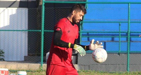 Tobías Vargas: 'En el fútbol me tocó vivir más cosas malas que buenas, pero sigo de pie'