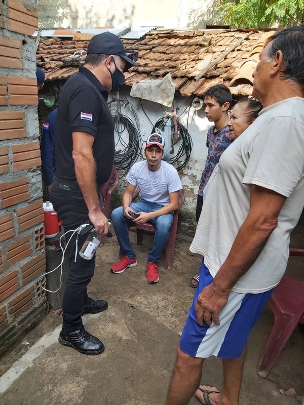 Detienen a un hombre acusado de usurpar identidades de autoridades nacionales en las redes para extorsionar