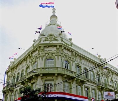 Nuevo grupo de víctimas de la dictadura cobra indemnización este martes