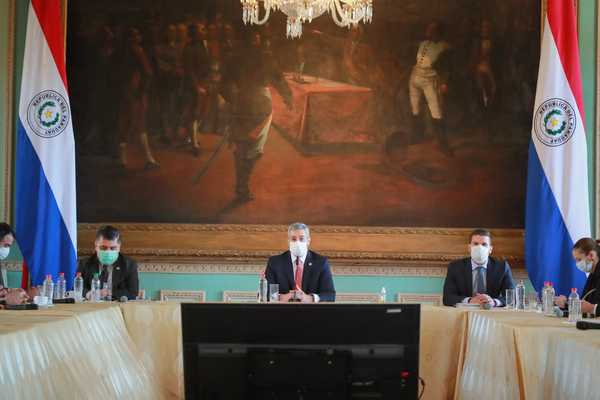 Mario Abdo pide disculpas a la ciudadanía y asegura que se hacen todos los esfuerzos para conseguir más vacunas