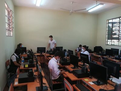 El 95% de las instituciones educativas oficiales tienen todos los insumos de bioseguridad, señalan