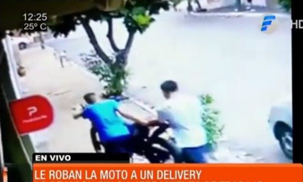 Roban moto a delivery en barrio Obrero - Telefuturo