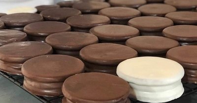 La Nación / Emprendedores LN: de un antojo en pandemia, surgieron los alfajores artesanales gourmet