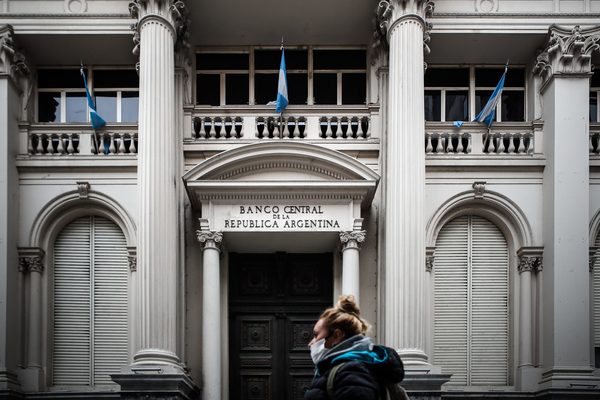 La deuda externa de Argentina cerró 2020 en 271.505 millones de dólares - MarketData