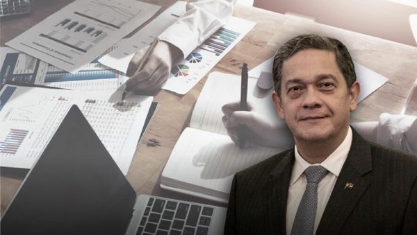 Raul Vera deja la presidencia del banco Regional y se propone a Francisco Yanagida - MarketData