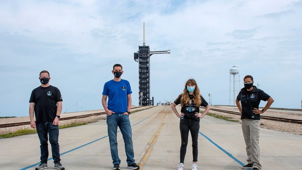 Con una tripulación completamente civil SpaceX revela quiénes serán los integrantes de la primera misión al espacio