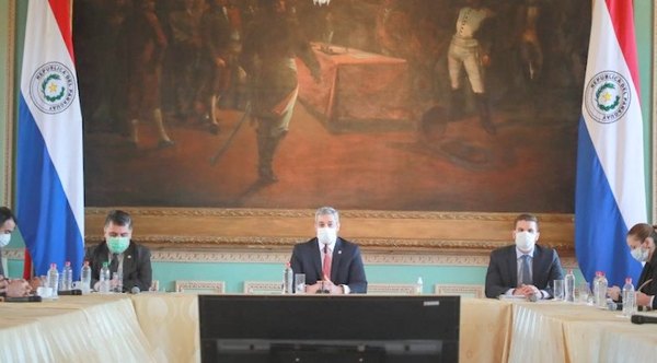 Crónica / Habló, pero no dijo nada