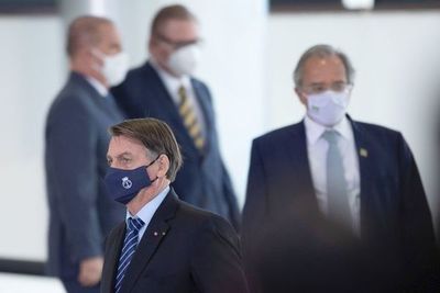 Crisis en gabinete de Bolsonaro, con un Brasil azotado por la pandemia - Mundo - ABC Color