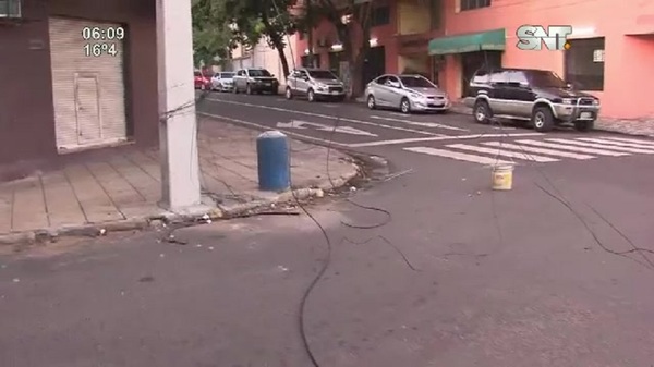 Cables sueltos sobre Coronel Panchito López y Dr. Emiliano Paiva - SNT