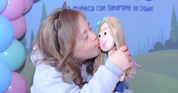¡Llegó Vichi! La primera muñeca con síndrome de Down