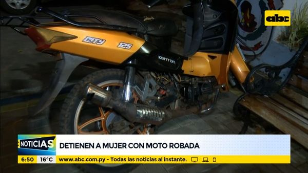 Detienen a mujer con una moto robada - ABC Noticias - ABC Color