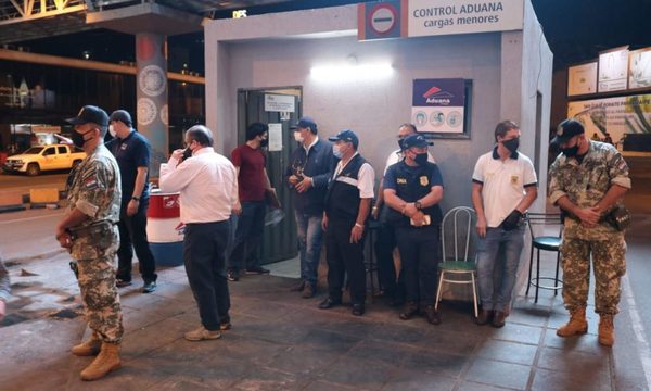 Aduaneros y militares presos por pedir coimas por contrabando