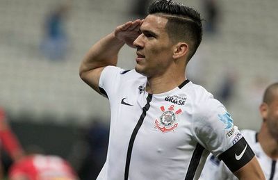 El homenaje de un seguidor del Timão - Fútbol - ABC Color