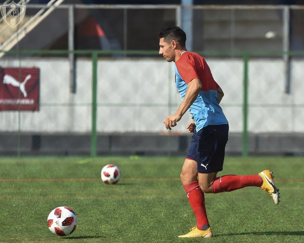 Bahia de Brasil da la bienvenida a Óscar Ruiz