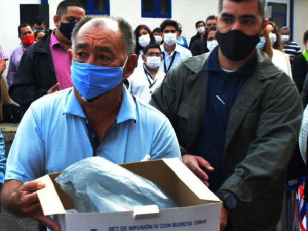 El taxista que pidió remedios a Abdo ahora está internado con Covid-19
