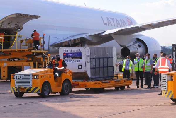 Paraguay exige a la OMS agilizar envío de vacunas contra el Covid-19